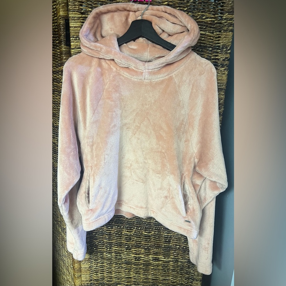 Hollister- Pink, Faux Fur Pullover Hooded , Size: Medium